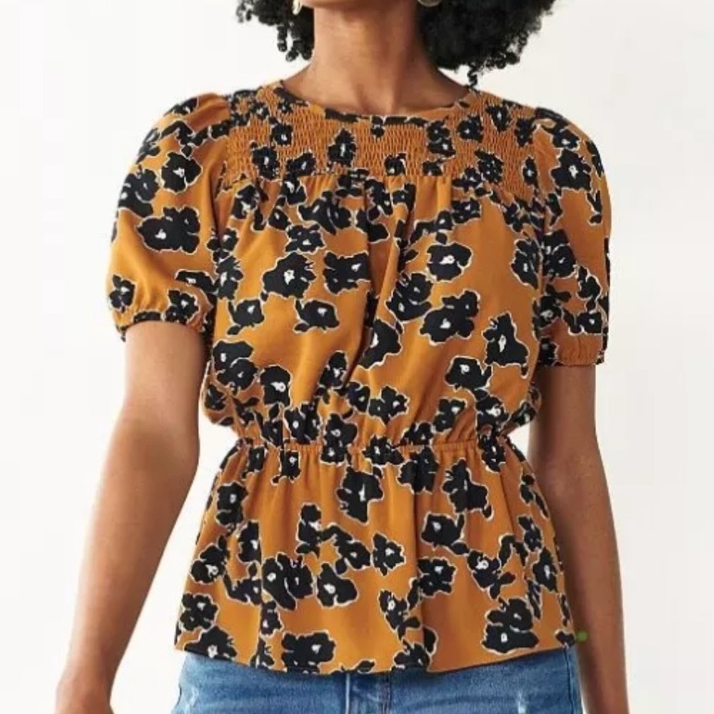 EUC Nine West Fall Peplum Top with Smocked Neckline Size Medium